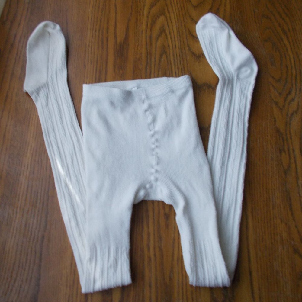 EUC Old Navy Girls White Tight Size 7-10